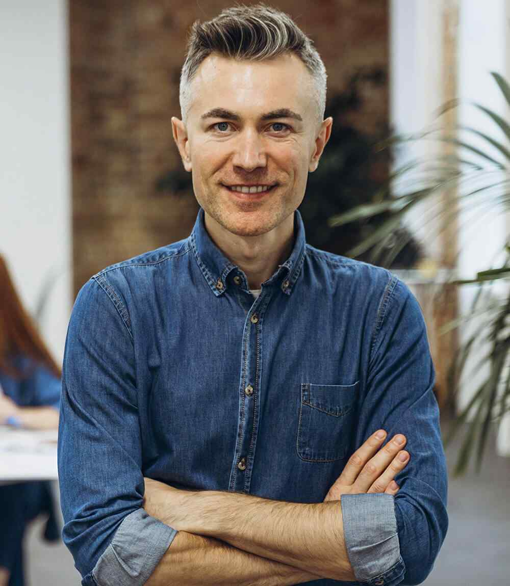 https://adhoc-energie.com/wp-content/uploads/2019/02/team_03.jpg