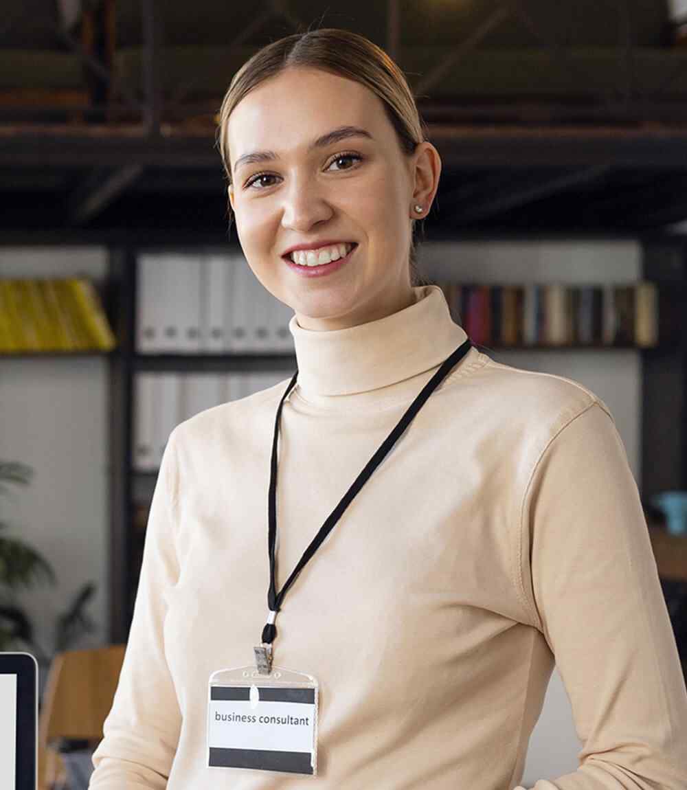 https://adhoc-energie.com/wp-content/uploads/2022/03/inner_team_07.jpg